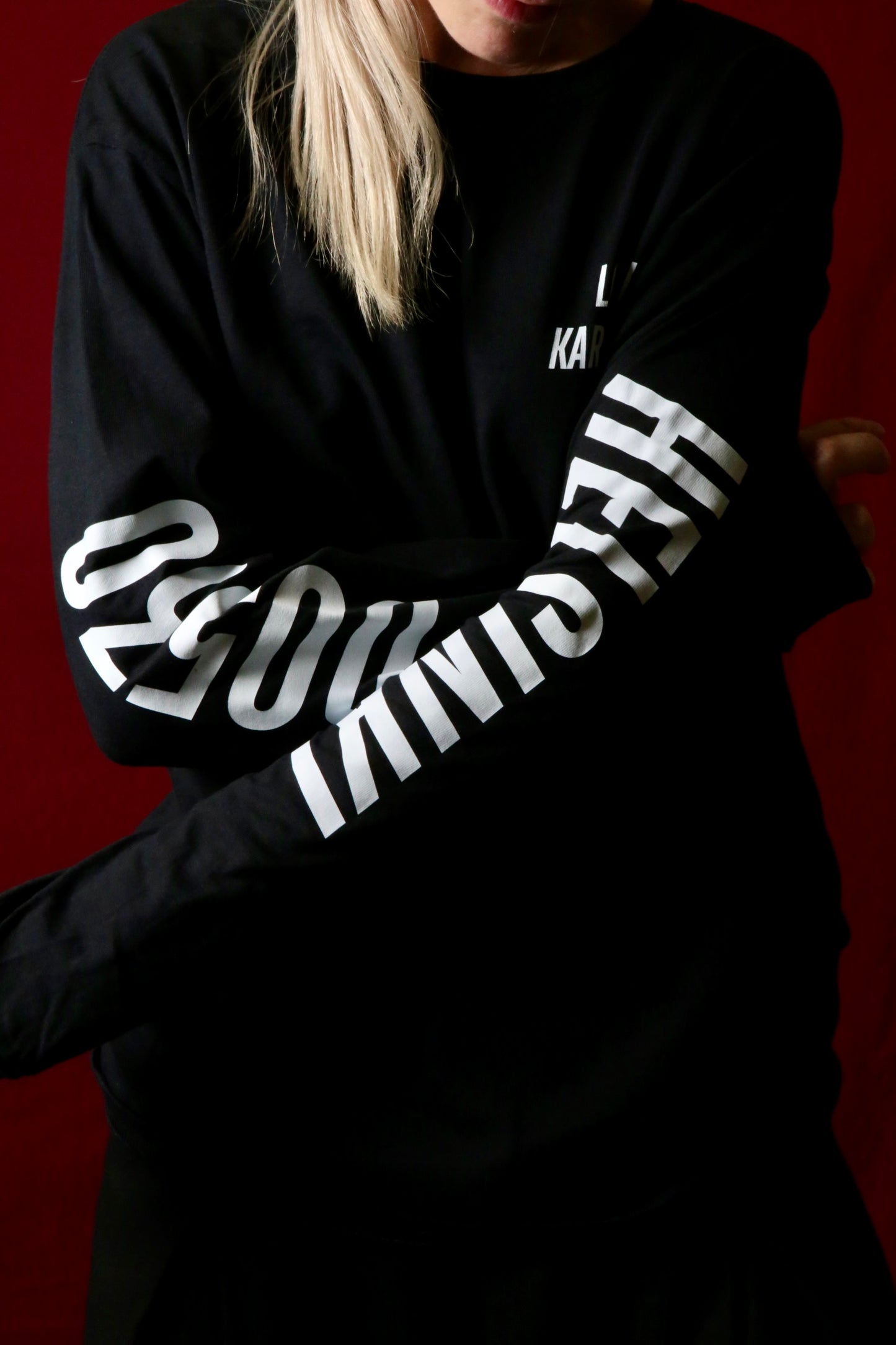 Lost in Karhupuisto long-sleeved shirt