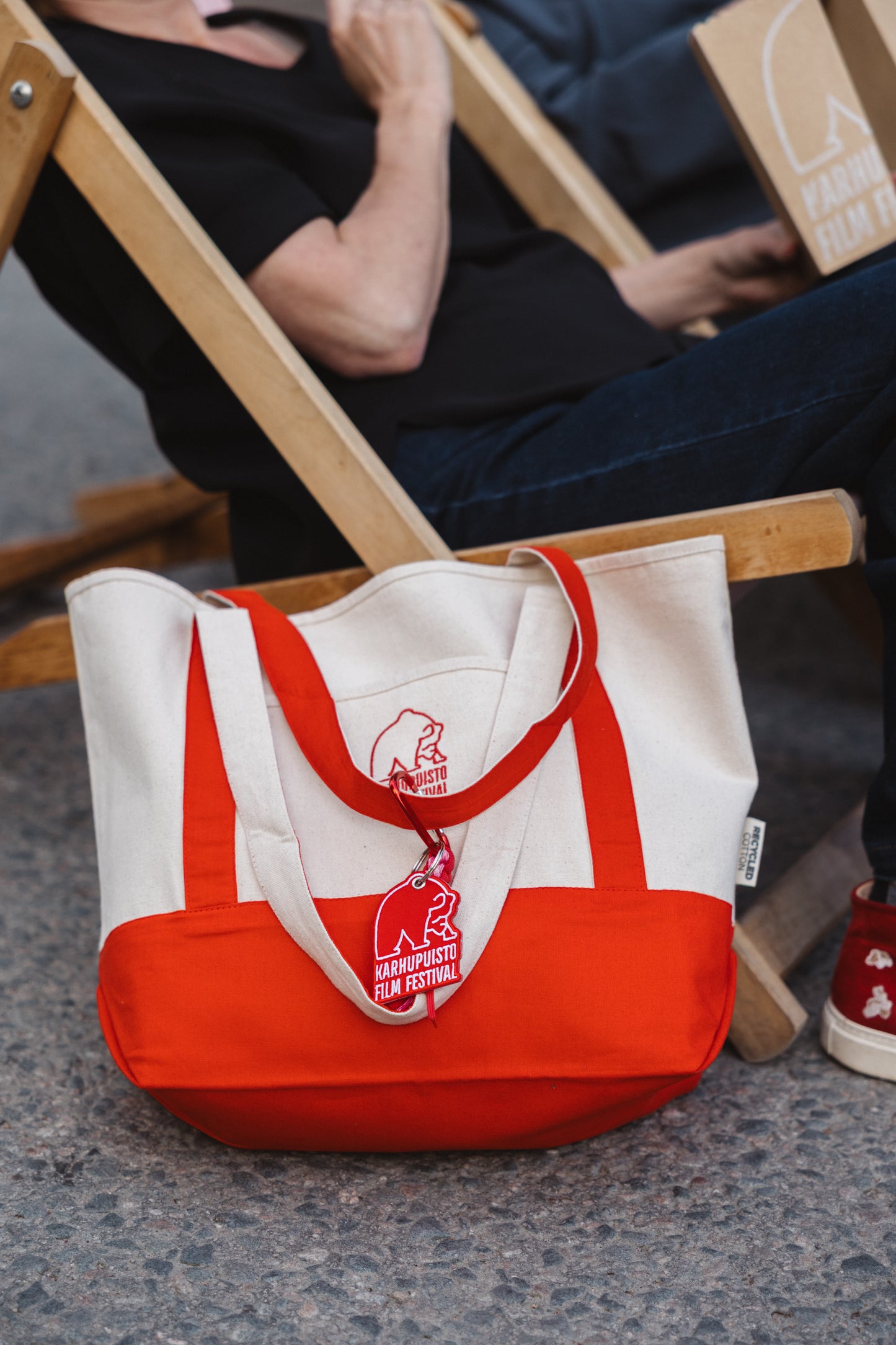 BEACH BAG | Karhupuisto Film Festival