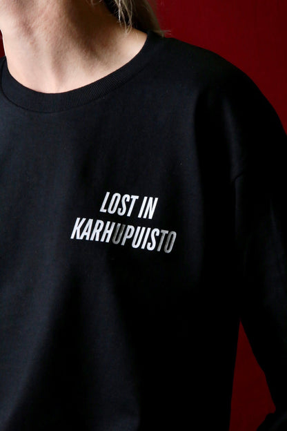 PITKÄHIHAINEN PAITA | MUSTA | Lost in Karhupuisto