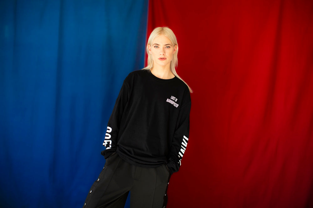 Lost in Karhupuisto long-sleeved shirt